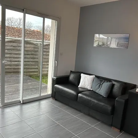 Ferienhaus Beautiful 2-bedroom Family *
