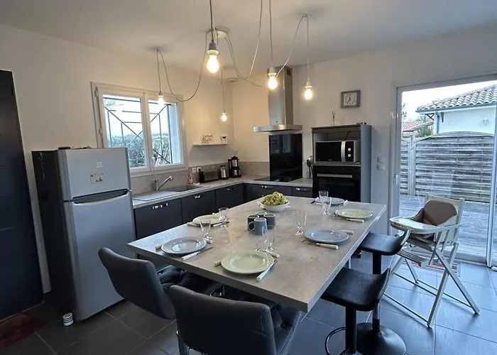 Ferienhaus Beautiful 2-bedroom Family *